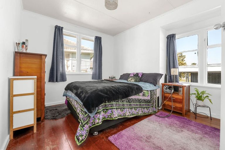 Photo of property in 47 Paul Crescent, Fairfield, Hamilton, 3214