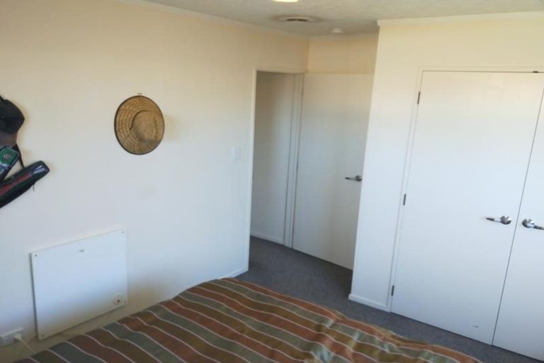 Photo of property in 96 Hillcrest Drive, Kelvin Grove, Palmerston North, 4414