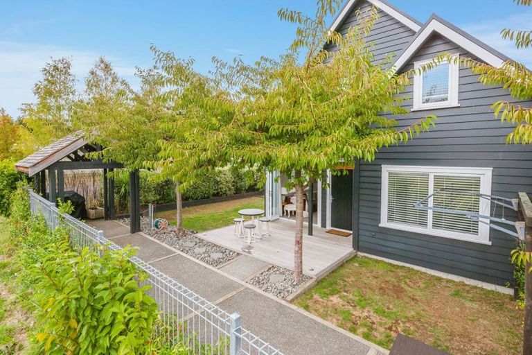 Photo of property in 132 Kenrigg Road, Kinloch, Taupo, 3377