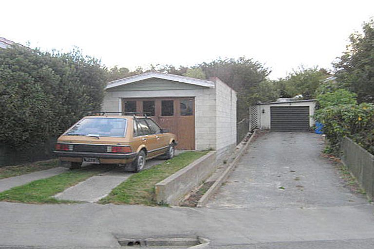 Photo of property in 32 Solway Street, Holmes Hill, Oamaru, 9401