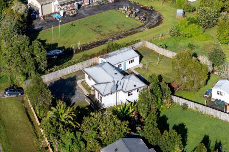 Photo of property in 19 Neumann Street, Kawakawa, 0210