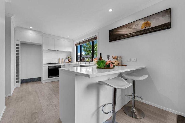 Photo of property in 1 James Elliot Way, Pokeno, 2402