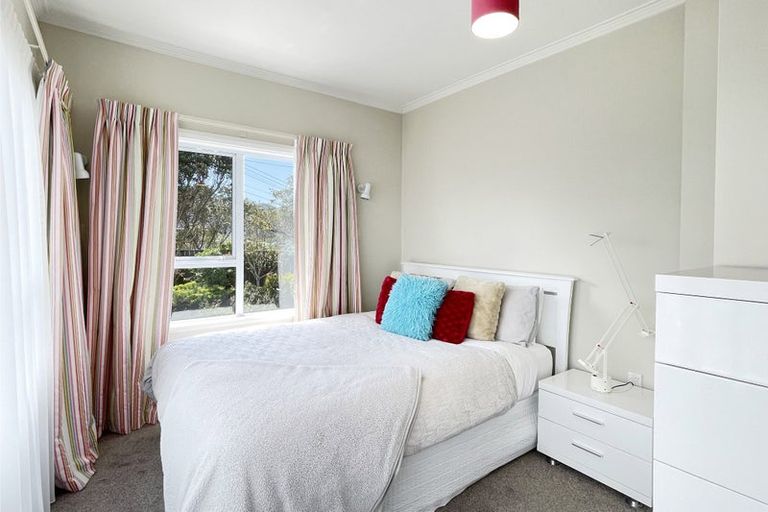 Photo of property in 79 Jubilee Road, Khandallah, Wellington, 6035