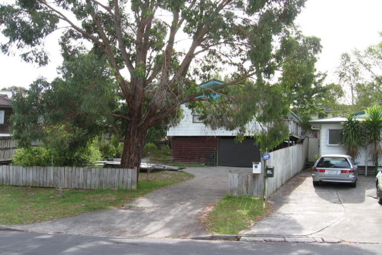 Photo of property in 18 Midgley Road, West Harbour, Auckland, 0618