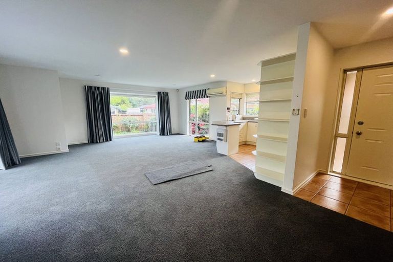 Photo of property in 8 Ridgewood Place, Shirley, Christchurch, 8061