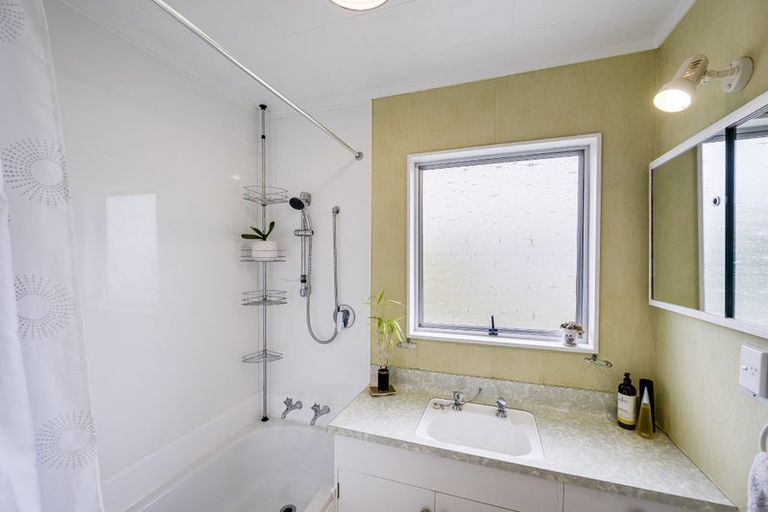 Photo of property in 435a Gloucester Street, Taradale, Napier, 4112