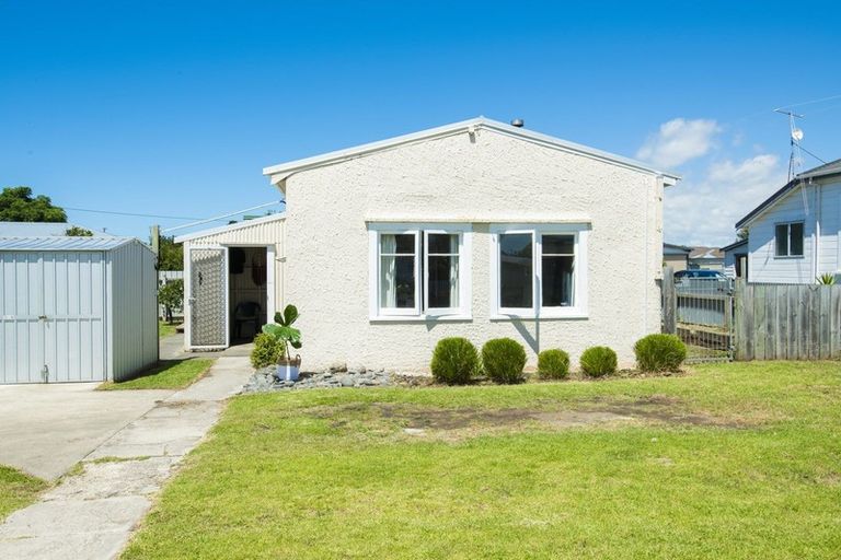 Photo of property in 38 Andrew Street, Elgin, Gisborne, 4010