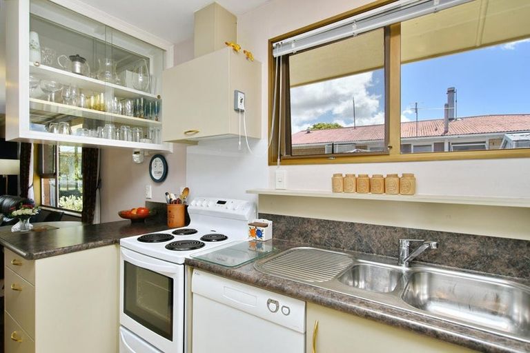 Photo of property in 1/45 Arran Crescent, Woolston, Christchurch, 8062