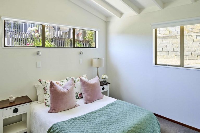 Photo of property in 1c Brora Crescent, Papakowhai, Porirua, 5024