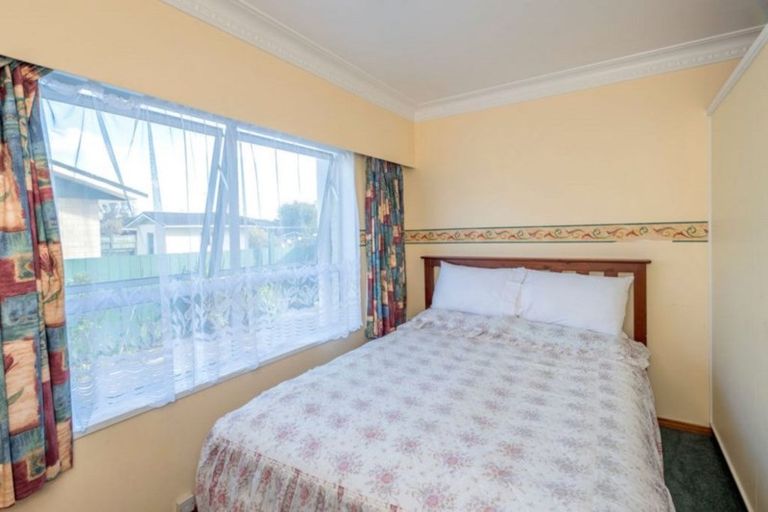 Photo of property in 2a Sylvan Avenue, Waikanae, 5036