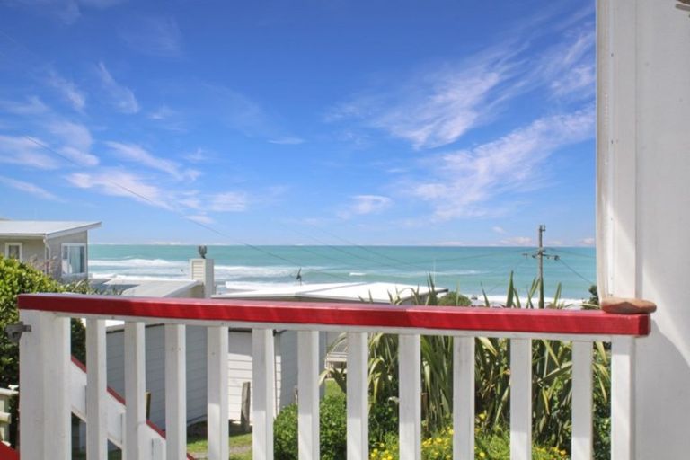 Photo of property in 30a Akitio Esplanade, Akitio, Pongaroa, 4991