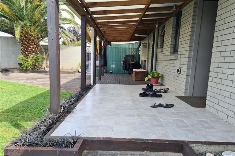 Photo of property in 14 Clematis Avenue, Pukete, Hamilton, 3200