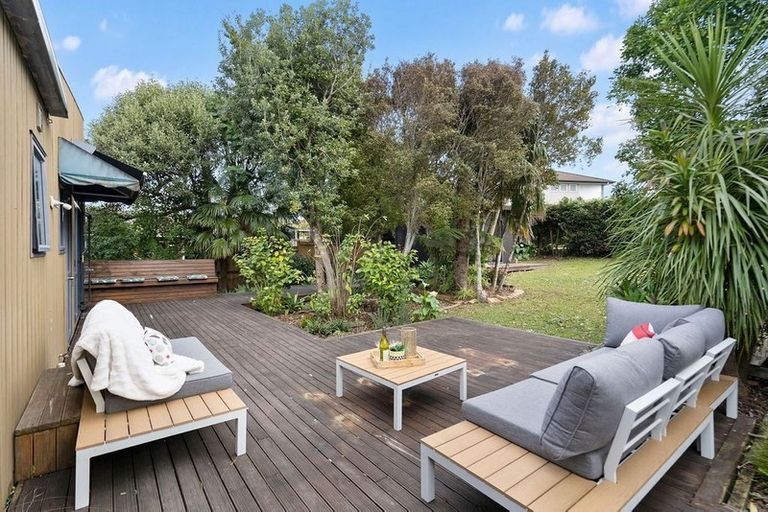 Photo of property in 8 Brixton Road, Manly, Whangaparaoa, 0930