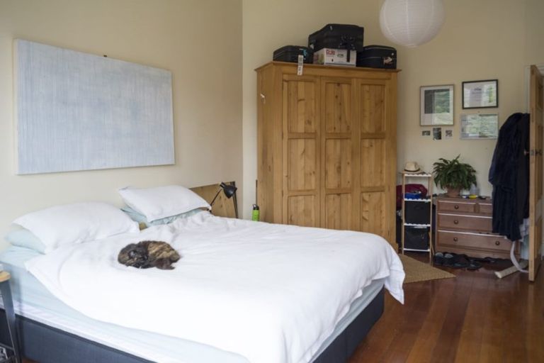 Photo of property in 176 Derwent Street, Island Bay, Wellington, 6023