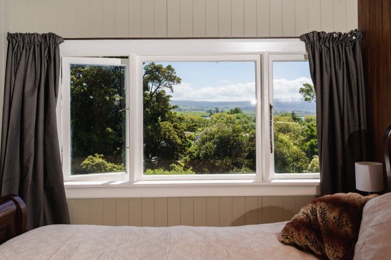 Photo of property in 20 Greenhithe Street, Waihola, Milton, 9073