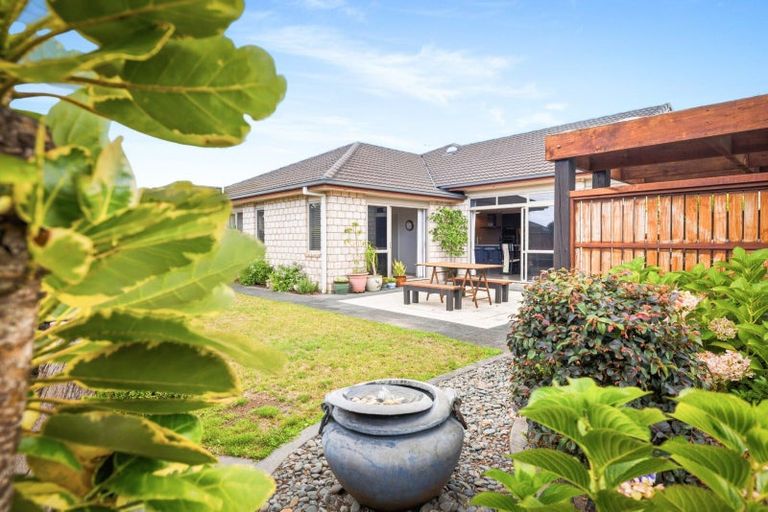 Photo of property in 557 Gloucester Road, Papamoa Beach, Papamoa, 3118