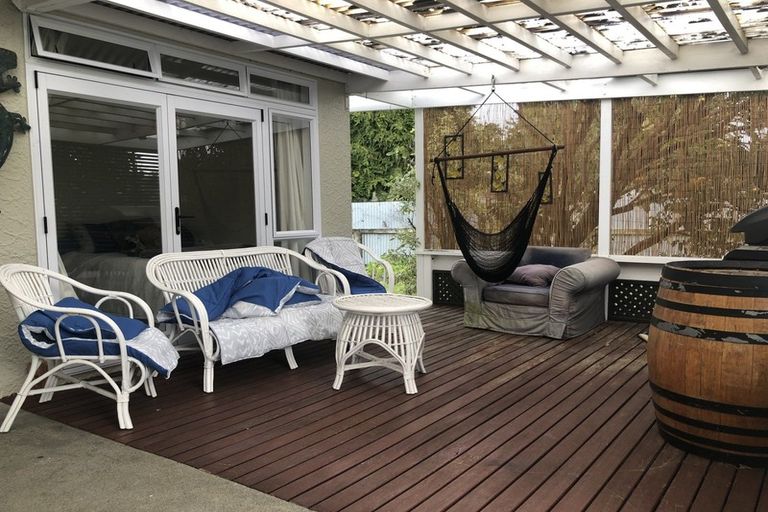 Photo of property in 59 Kent Street, Carterton, 5713