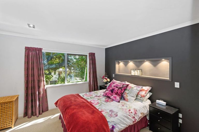 Photo of property in 20b Grand Vue Road, Kawaha Point, Rotorua, 3010