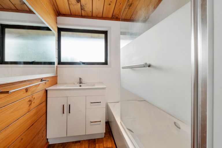 Photo of property in 39 Waianiwa Place, Tokoroa, 3420