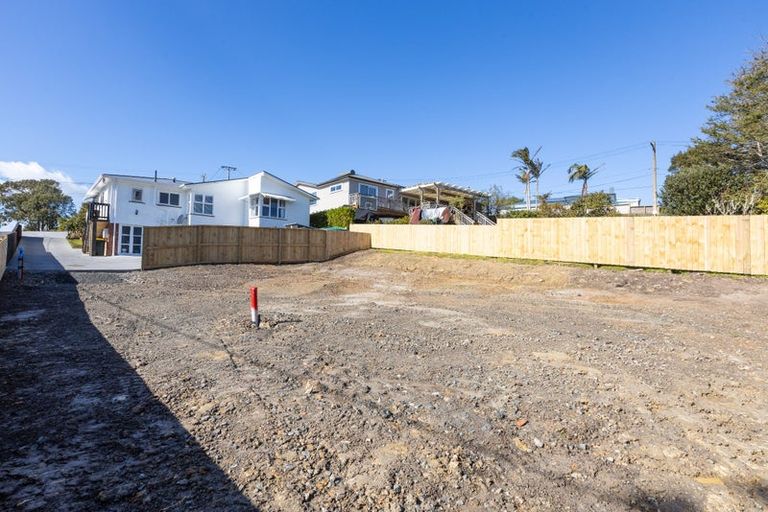 Photo of property in 31a Kia Ora Road, Beach Haven, Auckland, 0626