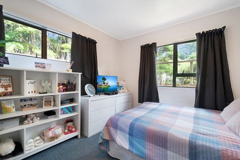 Photo of property in 115 Mcentee Road, Waitakere, Auckland, 0816