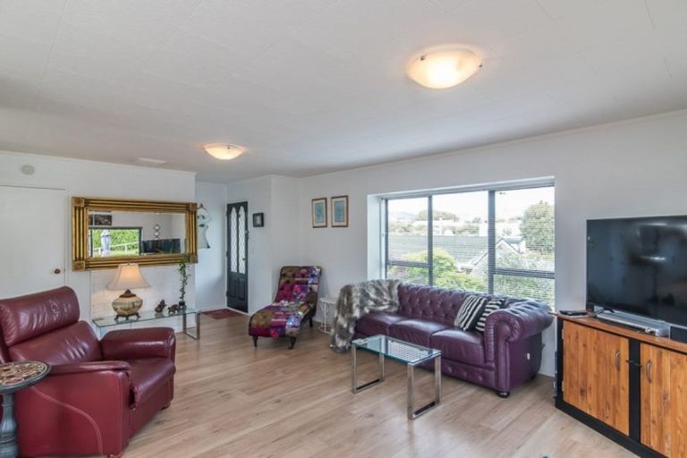 Photo of property in 15a Margaret Road, Raumati Beach, Paraparaumu, 5032