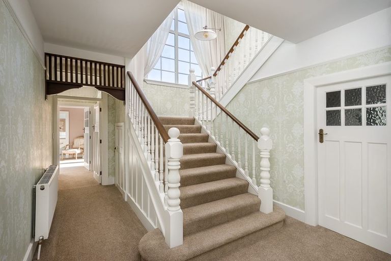 Photo of property in 4 Kahu Road, Riccarton, Christchurch, 8041