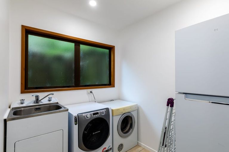 Photo of property in 45 Paturoa Road, Titirangi, Auckland, 0604