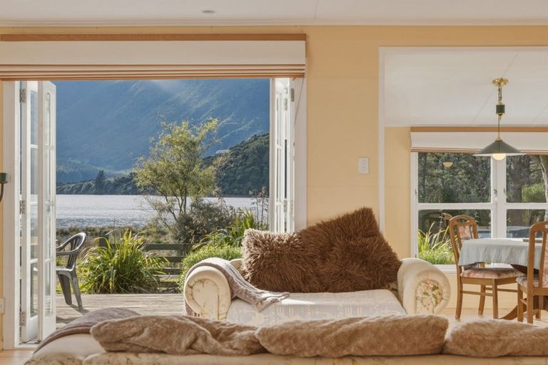 Photo of property in 793 Hopai Road, Manaroa, Picton, 7282
