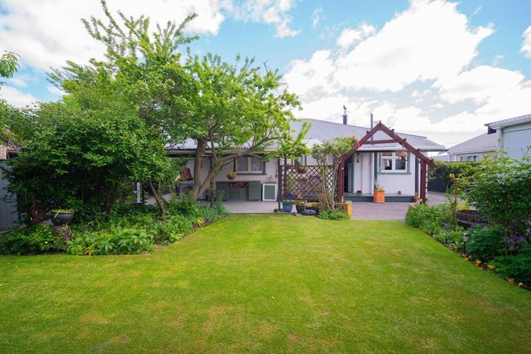 Photo of property in 8 Bletsoe Avenue, Spreydon, Christchurch, 8024
