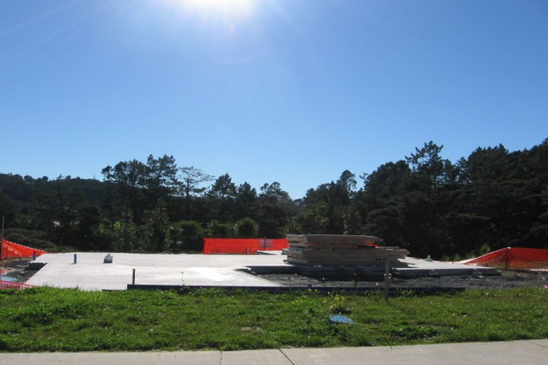 Photo of property in 111 Aberley Road, Schnapper Rock, Auckland, 0632