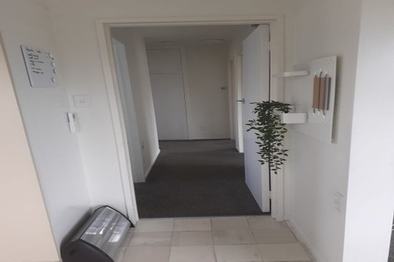 Photo of property in 2/20 Prossers Road, Saint Martins, Christchurch, 8022