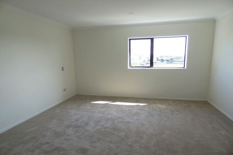 Photo of property in 3 Te Aho Matua Road, Hobsonville, Auckland, 0616