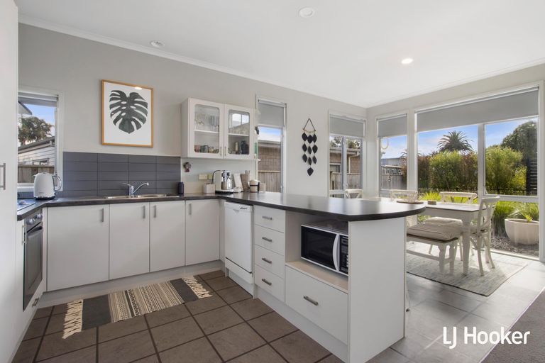Photo of property in 8a Reo Crescent, Waihi Beach, 3611