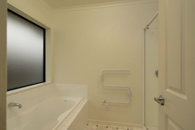 Photo of property in 20 Woodstock Place, Stoke, Nelson, 7011