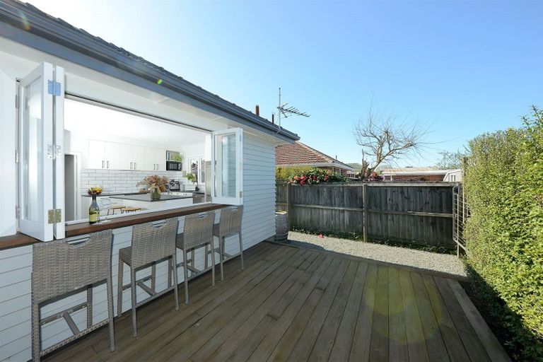 Photo of property in 1/33 Hare Street, Ilam, Christchurch, 8041