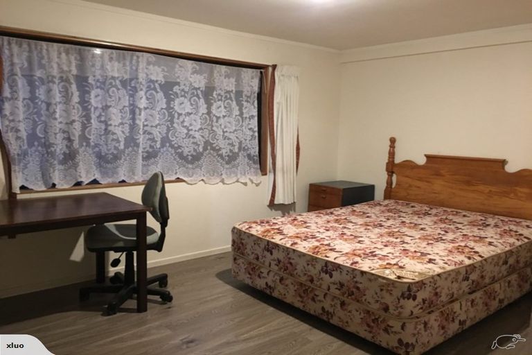 Photo of property in 7 George Laurenson Lane, Mount Roskill, Auckland, 1041