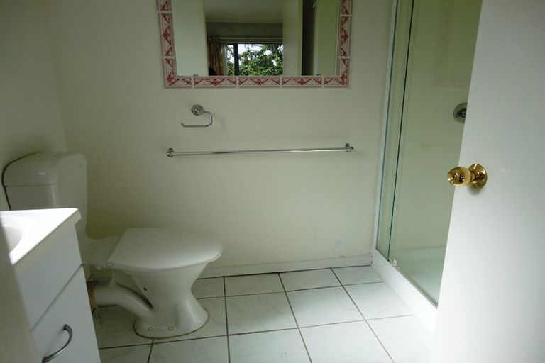 Photo of property in 710a Pakuranga Road, Howick, Auckland, 2010