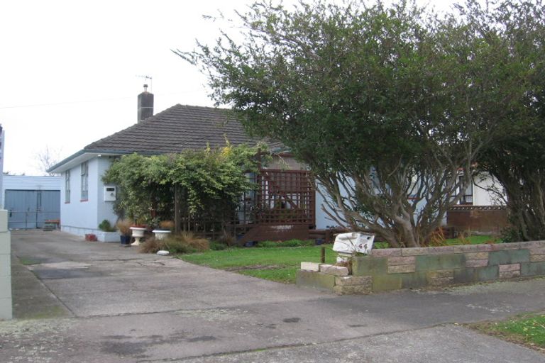 Photo of property in 44 Andrew Avenue, Roslyn, Palmerston North, 4414