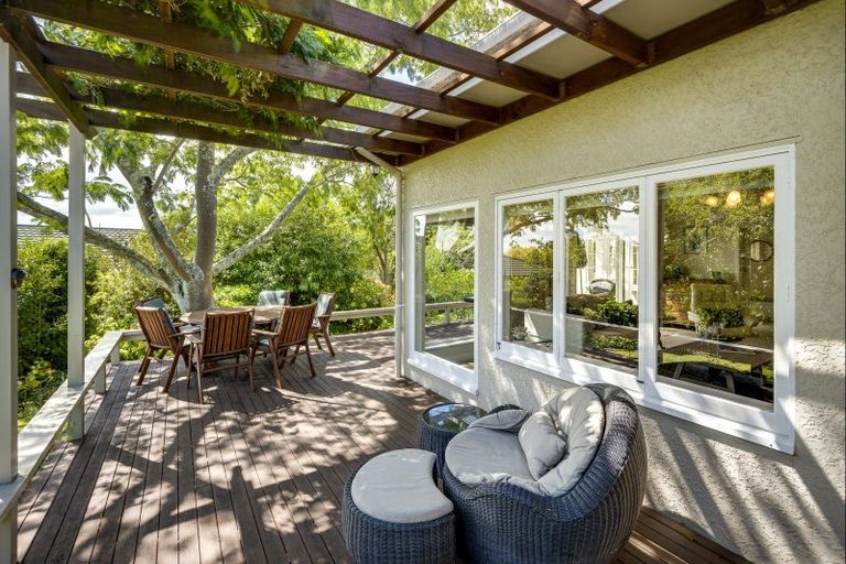 Photo of property in 11 Tauroa Road, Havelock North, 4130