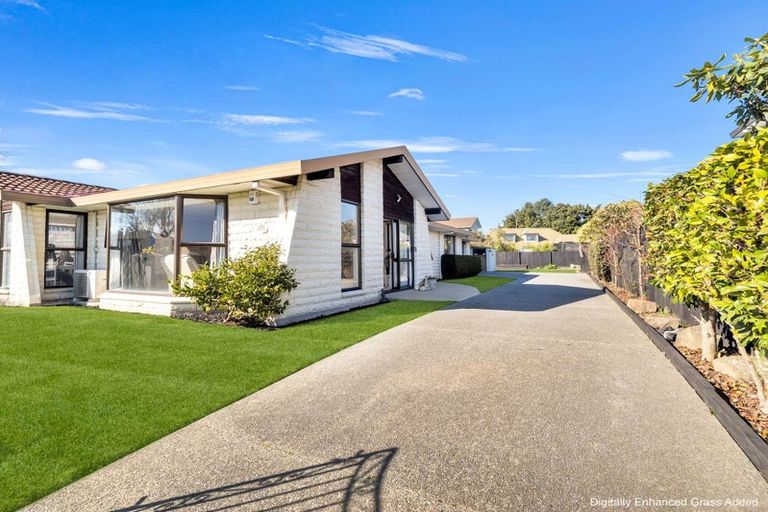 Photo of property in 20 Lancewood Drive, Halswell, Christchurch, 8025