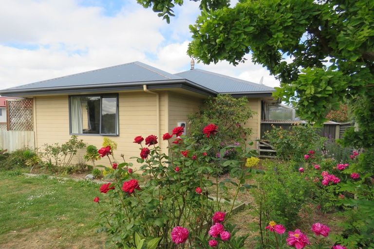 Photo of property in 20 Gordon Street, Weston, Oamaru, 9401