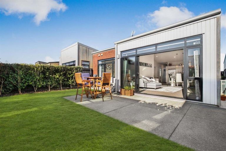 Photo of property in 5 Leadership Crescent, Papakura, 2110