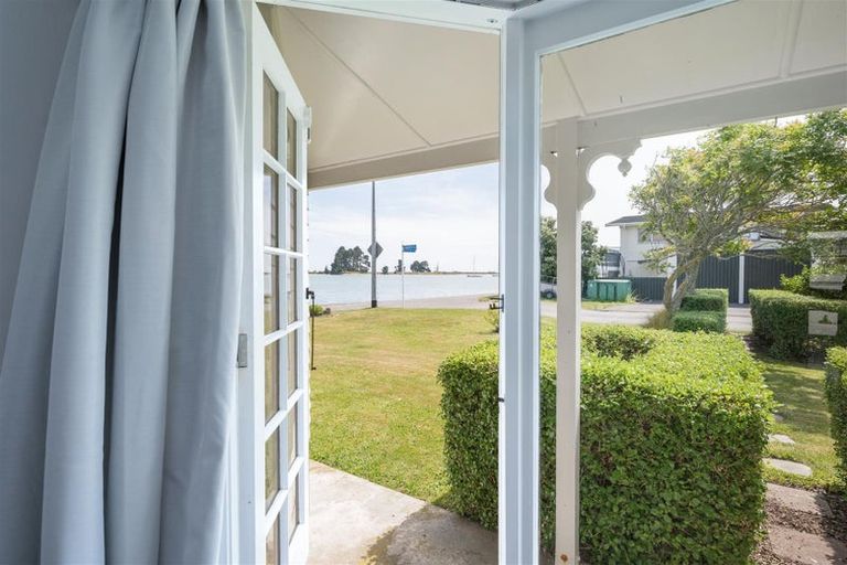 Photo of property in 2/73 Martin Street, Monaco, Nelson, 7011