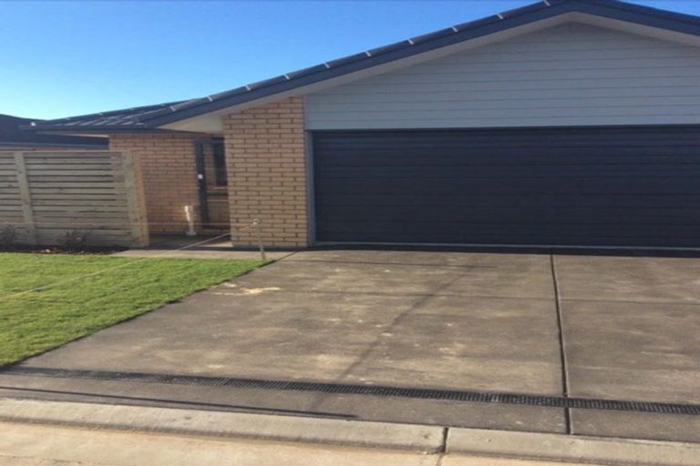 Photo of property in 12 Wallingford Crescent, Rolleston, 7615