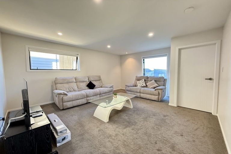 Photo of property in 15 Kea Road, Silverdale, 0932
