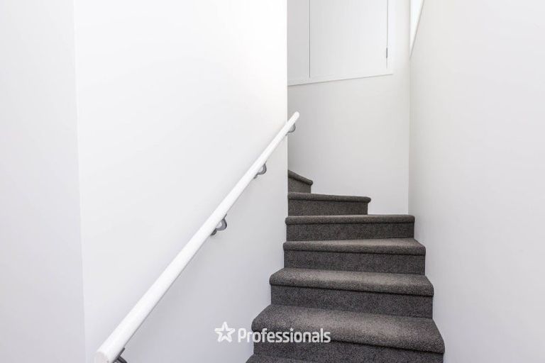 Photo of property in 76 Mawai Hakona Drive, Wallaceville, Upper Hutt, 5018