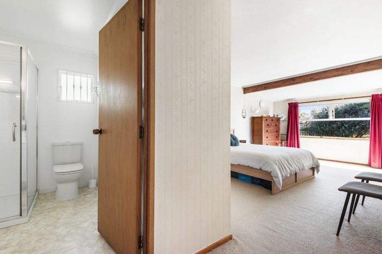 Photo of property in 17 Greenock Road, Ranui, Auckland, 0612