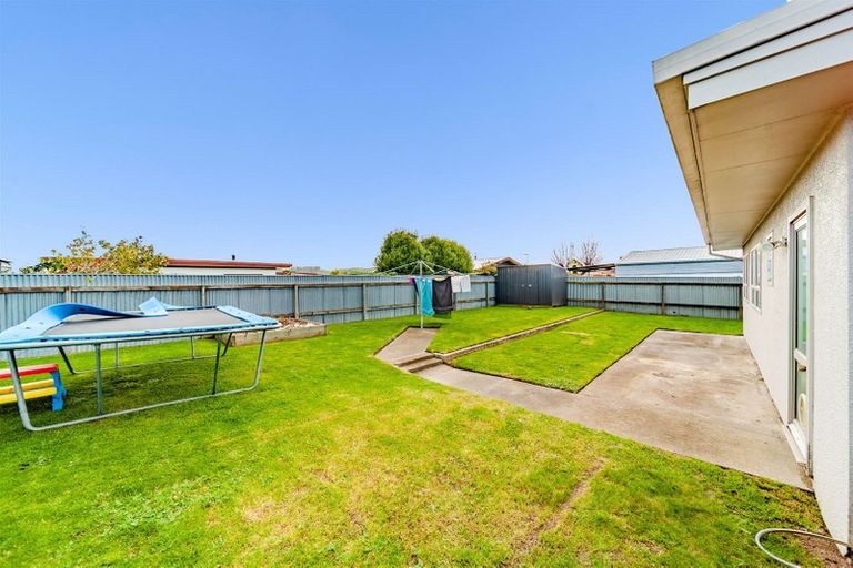 Photo of property in 33 Fife Crescent, Tamatea, Napier, 4112