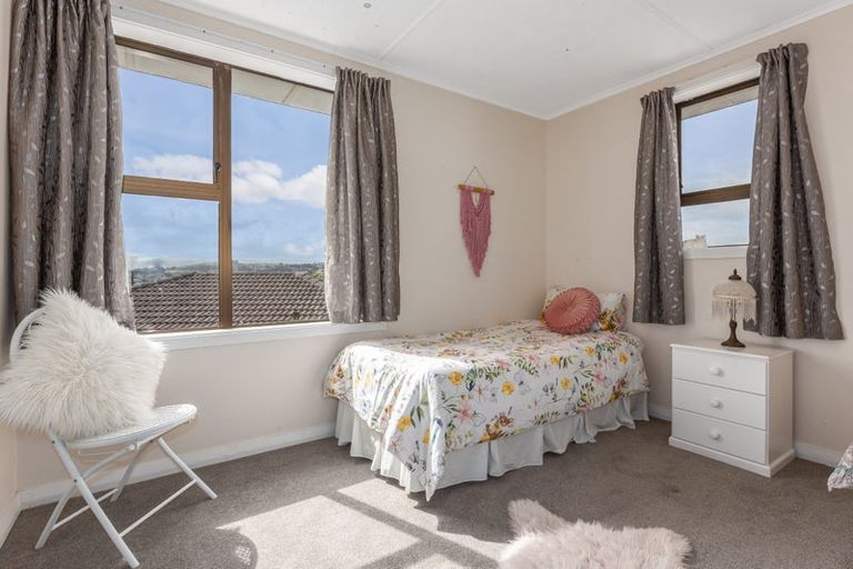 Photo of property in 95 Matatiro Street, Titahi Bay, Porirua, 5022